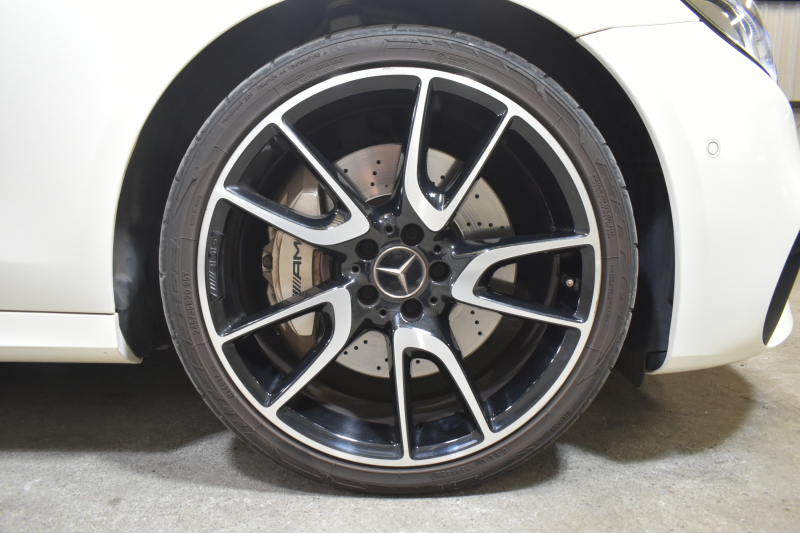 AMG Eクラス E53 4ﾏﾁｯｸ+ ﾜｺﾞﾝ ｴｸｽｸﾙｰｼﾌﾞ ﾚｰﾀﾞｰｾｰﾌﾃｨP ﾌﾞﾙﾒｽﾀｰS MEｺﾈｸﾄ ﾊﾟﾉﾗﾏｻﾝﾙｰﾌ ﾋｰﾀｰｸｰﾗｰ黒革 ｼﾙﾊﾞｰｽﾃｯﾁ内装 ﾃﾞｨｽﾄﾛ BSM Lﾁｪﾝｼﾞ AMGｴｱﾛ20AW PTS HUD ﾌｯﾄｹﾞｰﾄ 地ﾃﾞｼﾞﾅﾋﾞ 360ｶﾒﾗ 2年保証