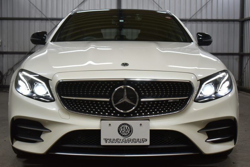 AMG Eクラス E53 4ﾏﾁｯｸ+ ﾜｺﾞﾝ ｴｸｽｸﾙｰｼﾌﾞ ﾚｰﾀﾞｰｾｰﾌﾃｨP ﾌﾞﾙﾒｽﾀｰS MEｺﾈｸﾄ ﾊﾟﾉﾗﾏｻﾝﾙｰﾌ ﾋｰﾀｰｸｰﾗｰ黒革 ｼﾙﾊﾞｰｽﾃｯﾁ内装 ﾃﾞｨｽﾄﾛ BSM Lﾁｪﾝｼﾞ AMGｴｱﾛ20AW PTS HUD ﾌｯﾄｹﾞｰﾄ 地ﾃﾞｼﾞﾅﾋﾞ 360ｶﾒﾗ 2年保証