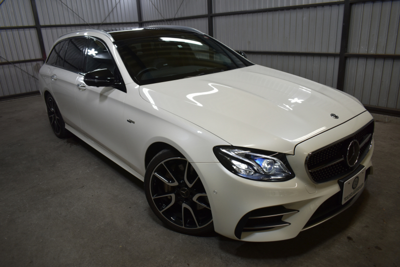 AMG Eクラス E53 4ﾏﾁｯｸ+ ﾜｺﾞﾝ ｴｸｽｸﾙｰｼﾌﾞ ﾚｰﾀﾞｰｾｰﾌﾃｨP ﾌﾞﾙﾒｽﾀｰS MEｺﾈｸﾄ ﾊﾟﾉﾗﾏｻﾝﾙｰﾌ ﾋｰﾀｰｸｰﾗｰ黒革 ｼﾙﾊﾞｰｽﾃｯﾁ内装 ﾃﾞｨｽﾄﾛ BSM Lﾁｪﾝｼﾞ AMGｴｱﾛ20AW PTS HUD ﾌｯﾄｹﾞｰﾄ 地ﾃﾞｼﾞﾅﾋﾞ 360ｶﾒﾗ 2年保証