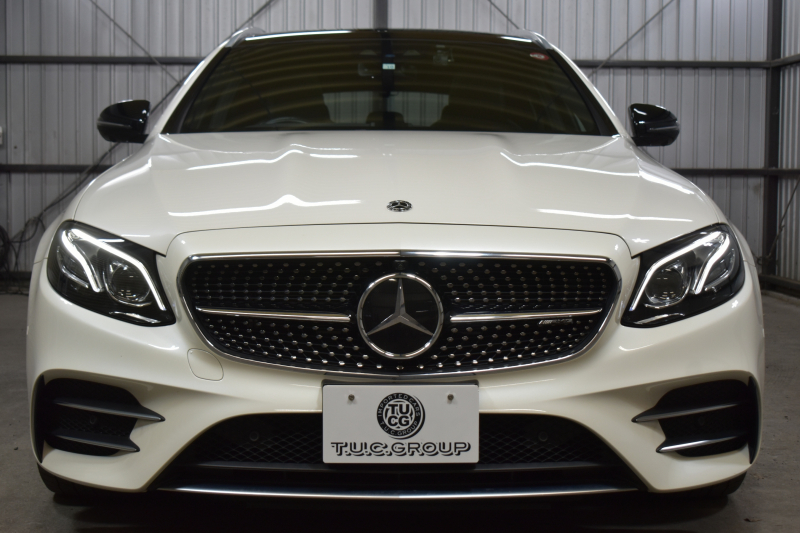 AMG Eクラス E53 4ﾏﾁｯｸ+ ﾜｺﾞﾝ ｴｸｽｸﾙｰｼﾌﾞ ﾚｰﾀﾞｰｾｰﾌﾃｨP ﾌﾞﾙﾒｽﾀｰS MEｺﾈｸﾄ ﾊﾟﾉﾗﾏｻﾝﾙｰﾌ ﾋｰﾀｰｸｰﾗｰ黒革 ｼﾙﾊﾞｰｽﾃｯﾁ内装 ﾃﾞｨｽﾄﾛ BSM Lﾁｪﾝｼﾞ AMGｴｱﾛ20AW PTS HUD ﾌｯﾄｹﾞｰﾄ 地ﾃﾞｼﾞﾅﾋﾞ 360ｶﾒﾗ 2年保証