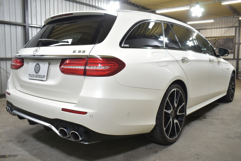 AMG Eクラス E53 4ﾏﾁｯｸ+ ﾜｺﾞﾝ ｴｸｽｸﾙｰｼﾌﾞ ﾚｰﾀﾞｰｾｰﾌﾃｨP ﾌﾞﾙﾒｽﾀｰS MEｺﾈｸﾄ ﾊﾟﾉﾗﾏｻﾝﾙｰﾌ ﾋｰﾀｰｸｰﾗｰ黒革 ｼﾙﾊﾞｰｽﾃｯﾁ内装 ﾃﾞｨｽﾄﾛ BSM Lﾁｪﾝｼﾞ AMGｴｱﾛ20AW PTS HUD ﾌｯﾄｹﾞｰﾄ 地ﾃﾞｼﾞﾅﾋﾞ 360ｶﾒﾗ 2年保証