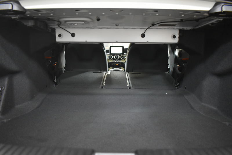 メルセデスベンツ Cクラス C180  ﾛｰﾚｳｽｴﾃﾞｨｼｮﾝ 特別仕様車 MEｺﾈｸﾄ ﾀﾞｲﾔﾓﾝﾄﾞﾎﾜｲﾄ ﾋｰﾀｰ黒革 ﾚｰﾀﾞｰｾｰﾌﾃｨP ﾃﾞｨｽﾄﾛ BSM Lｷｰﾌﾟ AMGｴｱﾛ18AW ｷｰﾚｽGO PTS LEDﾍｯﾄﾞﾗｲﾄ 地ﾃﾞｼﾞﾅﾋﾞ Bｶﾒﾗ Bluetoothｵｰﾃﾞｨｵ 2年保証