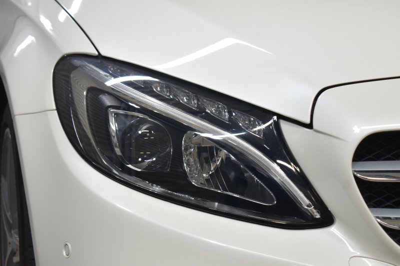 メルセデスベンツ Cクラス C180  ﾛｰﾚｳｽｴﾃﾞｨｼｮﾝ 特別仕様車 MEｺﾈｸﾄ ﾀﾞｲﾔﾓﾝﾄﾞﾎﾜｲﾄ ﾋｰﾀｰ黒革 ﾚｰﾀﾞｰｾｰﾌﾃｨP ﾃﾞｨｽﾄﾛ BSM Lｷｰﾌﾟ AMGｴｱﾛ18AW ｷｰﾚｽGO PTS LEDﾍｯﾄﾞﾗｲﾄ 地ﾃﾞｼﾞﾅﾋﾞ Bｶﾒﾗ Bluetoothｵｰﾃﾞｨｵ 2年保証