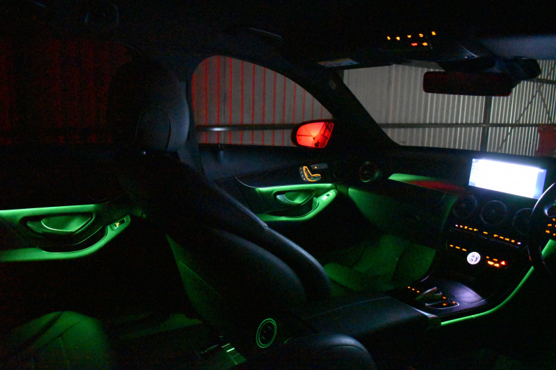 メルセデスベンツ Cクラス C220dﾜｺﾞﾝ ﾛｰﾚｳｽED ｽﾎﾟｰﾂﾌﾟﾗｽP ﾚｰﾀﾞｰｾｰﾌﾃｨP 後期型 ﾋｰﾀｰ黒革 ﾃﾞｨｽﾄﾛ BSM Lﾁｪﾝｼﾞ AMGｴｱﾛ18AW ｷｰﾚｽGO PTS 液晶ﾒｰﾀｰ HUD ﾌｯﾄｹﾞｰﾄ 地ﾃﾞｼﾞﾅﾋﾞ ﾊﾞｯｸｶﾒﾗ 2年保証