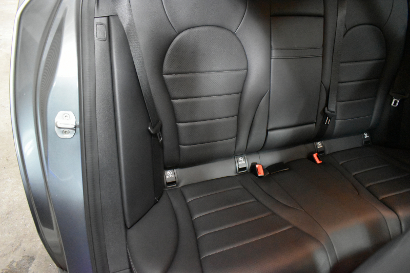 メルセデスベンツ Cクラス C220dﾜｺﾞﾝ ﾛｰﾚｳｽED ｽﾎﾟｰﾂﾌﾟﾗｽP ﾚｰﾀﾞｰｾｰﾌﾃｨP 後期型 ﾋｰﾀｰ黒革 ﾃﾞｨｽﾄﾛ BSM Lﾁｪﾝｼﾞ AMGｴｱﾛ18AW ｷｰﾚｽGO PTS 液晶ﾒｰﾀｰ HUD ﾌｯﾄｹﾞｰﾄ 地ﾃﾞｼﾞﾅﾋﾞ ﾊﾞｯｸｶﾒﾗ 2年保証