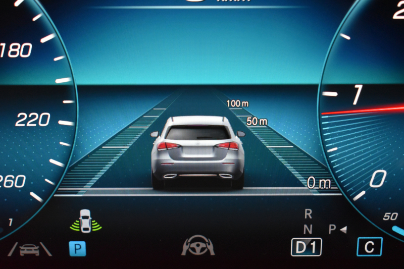 メルセデスベンツ CLAクラス CLA200d ｼｭｰﾃｨﾝｸﾞﾌﾞﾚｰｸ AMGﾗｲﾝP AMGﾚｻﾞｰｴｸｽｸﾙｰｼﾌﾞ ｱﾄﾞﾊﾞﾝｽﾄﾞ ﾚｰﾀﾞｰSP ﾊﾟﾉﾗﾏｻﾝR ﾋｰﾀｰ赤黒革 ﾃﾞｨｽﾄﾛ BSM Lﾁｪﾝｼﾞ AMGｴｱﾛ18AW ｷｰﾚｽGO PTS  HUD 対話式ﾅﾋﾞ 360ｶﾒﾗ 2年保証