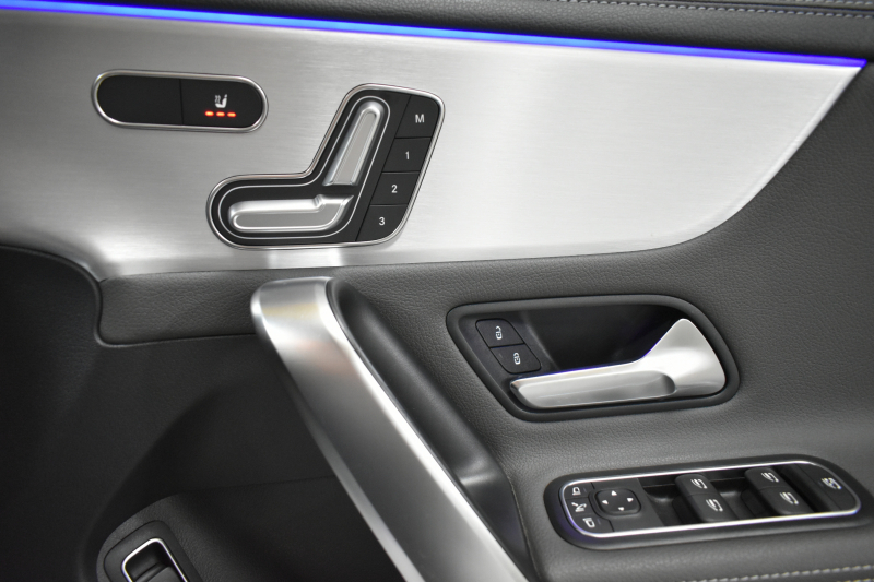 メルセデスベンツ CLAクラス CLA200d ｼｭｰﾃｨﾝｸﾞﾌﾞﾚｰｸ AMGﾗｲﾝP AMGﾚｻﾞｰｴｸｽｸﾙｰｼﾌﾞ ｱﾄﾞﾊﾞﾝｽﾄﾞP ﾚｰﾀﾞｰｾｰﾌﾃｨP 燃費18.2km ﾃﾞｨｰｾﾞﾙTB ﾊﾟﾉﾗﾏｻﾝﾙｰﾌ ﾋｰﾀｰ黒灰革 ﾃﾞｨｽﾄﾛ BSM Lﾁｪﾝｼﾞ AMGｴｱﾛ18AW ｷｰﾚｽGO PTS  HUD 対話式ﾅﾋﾞ 360ｶﾒﾗ 2年保証