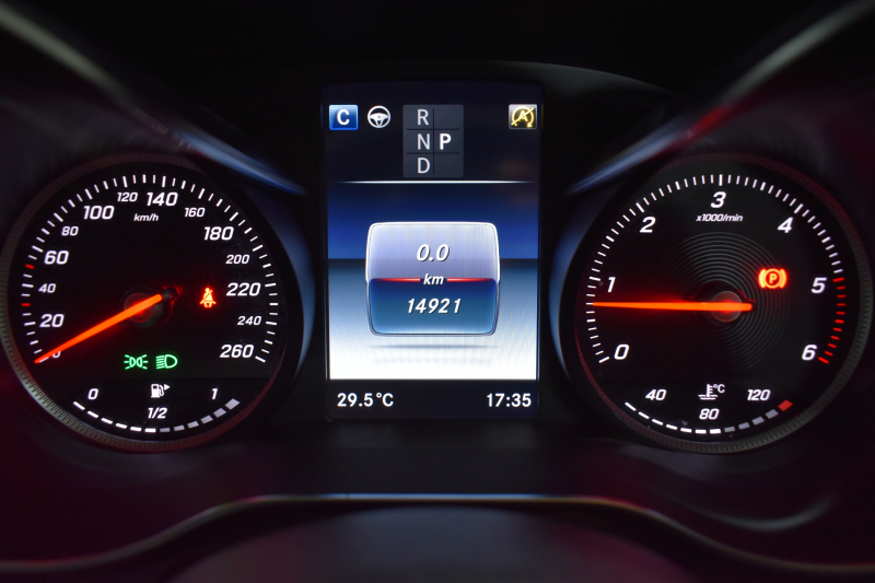 メルセデスベンツ Cクラス C220d ﾛｰﾚｳｽｴﾃﾞｨｼｮﾝ ﾚｰﾀﾞｰｾｰﾌﾃｨP 特別仕様車 MEｺﾈｸﾄ ﾋｰﾀｰ黒革 ﾃﾞｨｽﾄﾛ BSM Lｷｰﾌﾟ AMGｴｱﾛ18AW ｷｰﾚｽGO PTS LEDﾍｯﾄﾞﾗｲﾄ 地ﾃﾞｼﾞﾅﾋﾞ Bｶﾒﾗ 2年保証