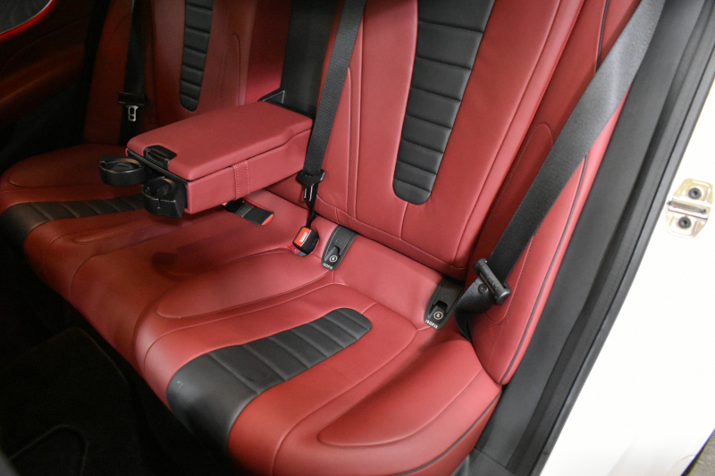 メルセデスベンツ CLS CLS220d ｽﾎﾟｰﾂ ｴｸｽｸﾙｰｼﾌﾞ ﾚｰﾀﾞｰSP ｻﾝﾙｰﾌ 全席ﾋｰﾀｰ&ﾍﾞﾝﾁﾚｰﾀｰ赤黒本革 ﾊﾟﾅﾒﾘｶｰﾅﾙｸｸﾞﾘﾙ ﾃﾞｨｽﾄﾛ BSM AMGｴｱﾛ19AW ｷｰGO ﾌｯﾄﾄﾗﾝｸ ﾌﾞﾙﾒｽﾀｰ 地ﾃﾞｼﾞ360ｶﾒﾗ ﾍｯﾄﾞｱｯﾌﾟﾃﾞｨｽﾌﾟﾚｲ ｴｱｻｽ 2年保証