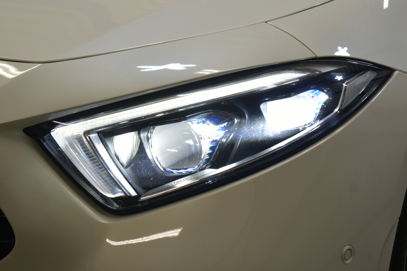 メルセデスベンツ CLS CLS220d ｽﾎﾟｰﾂ ｴｸｽｸﾙｰｼﾌﾞ ﾚｰﾀﾞｰSP ｻﾝﾙｰﾌ 全席ﾋｰﾀｰ&ﾍﾞﾝﾁﾚｰﾀｰ赤黒本革 ﾊﾟﾅﾒﾘｶｰﾅﾙｸｸﾞﾘﾙ ﾃﾞｨｽﾄﾛ BSM AMGｴｱﾛ19AW ｷｰGO ﾌｯﾄﾄﾗﾝｸ ﾌﾞﾙﾒｽﾀｰ 地ﾃﾞｼﾞ360ｶﾒﾗ ﾍｯﾄﾞｱｯﾌﾟﾃﾞｨｽﾌﾟﾚｲ ｴｱｻｽ 2年保証