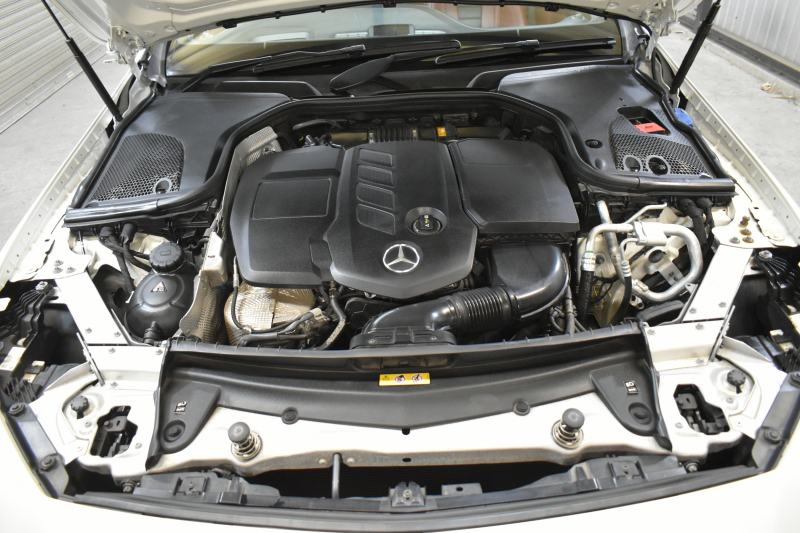 メルセデスベンツ CLS CLS220d ｽﾎﾟｰﾂ ｴｸｽｸﾙｰｼﾌﾞ ﾚｰﾀﾞｰSP ｻﾝﾙｰﾌ 全席ﾋｰﾀｰ&ﾍﾞﾝﾁﾚｰﾀｰ赤黒本革 ﾊﾟﾅﾒﾘｶｰﾅﾙｸｸﾞﾘﾙ ﾃﾞｨｽﾄﾛ BSM AMGｴｱﾛ19AW ｷｰGO ﾌｯﾄﾄﾗﾝｸ ﾌﾞﾙﾒｽﾀｰ 地ﾃﾞｼﾞ360ｶﾒﾗ ﾍｯﾄﾞｱｯﾌﾟﾃﾞｨｽﾌﾟﾚｲ ｴｱｻｽ 2年保証