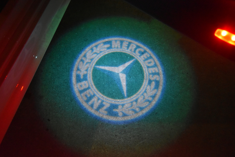 メルセデスベンツ CLS CLS220d ｽﾎﾟｰﾂ ｴｸｽｸﾙｰｼﾌﾞ ﾚｰﾀﾞｰSP ｻﾝﾙｰﾌ 全席ﾋｰﾀｰ&ﾍﾞﾝﾁﾚｰﾀｰ赤黒本革 ﾊﾟﾅﾒﾘｶｰﾅﾙｸｸﾞﾘﾙ ﾃﾞｨｽﾄﾛ BSM AMGｴｱﾛ19AW ｷｰGO ﾌｯﾄﾄﾗﾝｸ ﾌﾞﾙﾒｽﾀｰ 地ﾃﾞｼﾞ360ｶﾒﾗ ﾍｯﾄﾞｱｯﾌﾟﾃﾞｨｽﾌﾟﾚｲ ｴｱｻｽ 2年保証