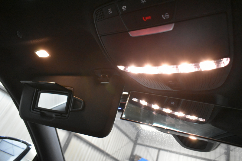 メルセデスベンツ Eクラス E200 ｸｰﾍﾟ ｽﾎﾟｰﾂ ﾚｻﾞｰP ﾚｰﾀﾞｰｾｰﾌﾃｨP  ﾊﾟﾉﾗﾏｻﾝﾙｰﾌ ﾋｰﾀｰ赤黒革 ﾃﾞｨｽﾄﾛ BSM Lﾁｪﾝｼﾞ AMGｴｱﾛ19AW ｷｰﾚｽGO ﾊﾟｰｸﾄﾛ HUD ﾌﾞﾙﾒS ﾏﾙﾁｶﾗｰｱﾝﾋﾞｴﾝﾄ 純正ﾅﾋﾞ 360ｶﾒﾗ 2年保証