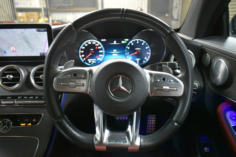 AMG Cクラス C43 4M ｸｰﾍﾟ ﾚｰﾀﾞｰｾｰﾌﾃｨP 後期 390馬力 MEｺﾈｸﾄ 右H ﾊﾟﾉﾗﾏｻﾝﾙｰﾌ ﾋｰﾀｰ赤革 ﾃﾞｨｽﾄﾛ BSM Lﾁｪﾝｼﾞ AMGｴｱﾛ19AW ｷｰGO PTS ﾌｯﾄﾄﾗﾝｸ ﾌﾞﾙﾒｽﾀｰ 液晶ﾒｰﾀｰ 地ﾃﾞｼﾞBｶﾒ 2年保証
