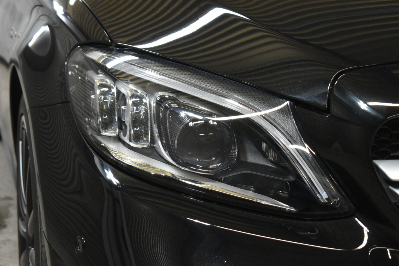 AMG Cクラス C43 4M ｸｰﾍﾟ ﾚｰﾀﾞｰｾｰﾌﾃｨP 後期 390馬力 MEｺﾈｸﾄ 右H ﾊﾟﾉﾗﾏｻﾝﾙｰﾌ ﾋｰﾀｰ赤革 ﾃﾞｨｽﾄﾛ BSM Lﾁｪﾝｼﾞ AMGｴｱﾛ19AW ｷｰGO PTS ﾌｯﾄﾄﾗﾝｸ ﾌﾞﾙﾒｽﾀｰ 液晶ﾒｰﾀｰ 地ﾃﾞｼﾞBｶﾒ 2年保証