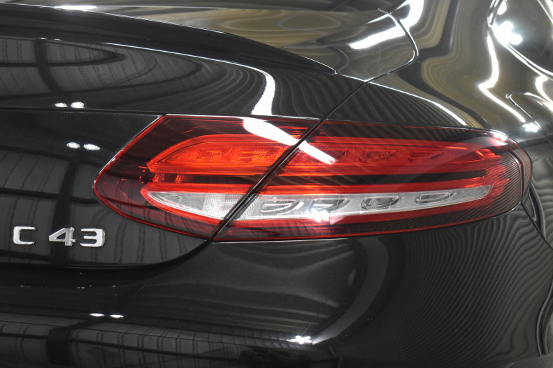 AMG Cクラス C43 4M ｸｰﾍﾟ ﾚｰﾀﾞｰｾｰﾌﾃｨP 後期 390馬力 MEｺﾈｸﾄ 右H ﾊﾟﾉﾗﾏｻﾝﾙｰﾌ ﾋｰﾀｰ赤革 ﾃﾞｨｽﾄﾛ BSM Lﾁｪﾝｼﾞ AMGｴｱﾛ19AW ｷｰGO PTS ﾌｯﾄﾄﾗﾝｸ ﾌﾞﾙﾒｽﾀｰ 液晶ﾒｰﾀｰ 地ﾃﾞｼﾞBｶﾒ 2年保証