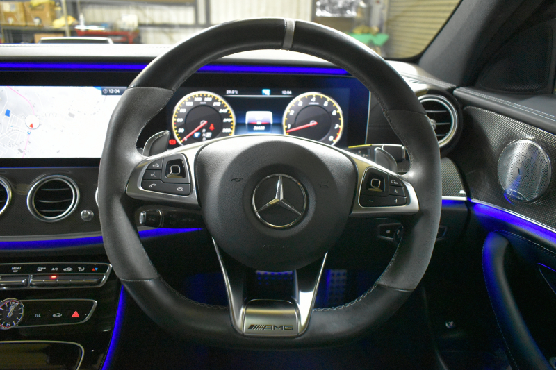 AMG Eクラス E63S 4ﾏﾁｯｸ+ ｴｸｽｸﾙｰｼﾌﾞ ﾚｰﾀﾞｰｾｰﾌﾃｨP 612馬力 ﾊﾟﾉﾗﾏｻﾝﾙｰﾌ ﾋｰﾀｰｸｰﾗｰ黒革 ﾃﾞｨｽﾄﾛ BSM Lﾁｪﾝｼﾞ AMGｴｱﾛ20AW ｷｰﾚｽGO PTS ﾌﾞﾙﾒｽﾀｰ HUD 電動ﾄﾗﾝｸ LEDﾍｯﾄﾞﾗｲﾄ 地ﾃﾞｼﾞﾅﾋﾞ 360ｶﾒﾗ 2年保証