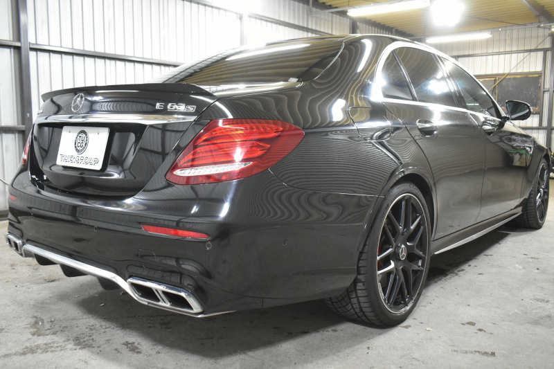 AMG Eクラス E63S 4ﾏﾁｯｸ+ ｴｸｽｸﾙｰｼﾌﾞ ﾚｰﾀﾞｰｾｰﾌﾃｨP 612馬力 ﾊﾟﾉﾗﾏｻﾝﾙｰﾌ ﾋｰﾀｰｸｰﾗｰ黒革 ﾃﾞｨｽﾄﾛ BSM Lﾁｪﾝｼﾞ AMGｴｱﾛ20AW ｷｰﾚｽGO PTS ﾌﾞﾙﾒｽﾀｰ HUD 電動ﾄﾗﾝｸ LEDﾍｯﾄﾞﾗｲﾄ 地ﾃﾞｼﾞﾅﾋﾞ 360ｶﾒﾗ 2年保証