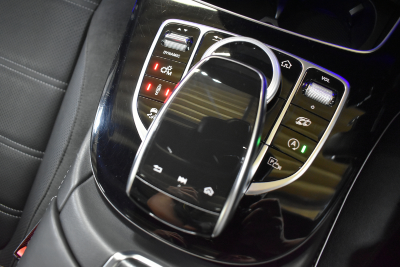 AMG Eクラス E63S 4ﾏﾁｯｸ+ ｴｸｽｸﾙｰｼﾌﾞ ﾚｰﾀﾞｰｾｰﾌﾃｨP 612馬力 ﾊﾟﾉﾗﾏｻﾝﾙｰﾌ ﾋｰﾀｰｸｰﾗｰ黒革 ﾃﾞｨｽﾄﾛ BSM Lﾁｪﾝｼﾞ AMGｴｱﾛ20AW ｷｰﾚｽGO PTS ﾌﾞﾙﾒｽﾀｰ HUD 電動ﾄﾗﾝｸ LEDﾍｯﾄﾞﾗｲﾄ 地ﾃﾞｼﾞﾅﾋﾞ 360ｶﾒﾗ 2年保証