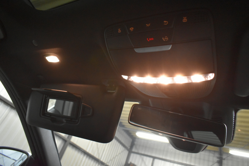 メルセデスベンツ Cクラス C200ﾜｺﾞﾝ AVG AMGﾗｲﾝ ﾊﾟﾉﾗﾏｻﾝﾙｰﾌ ﾚｰﾀﾞｰSP 後期型 ﾐｰｺﾈｸﾄ ﾃﾞｨｽﾄﾛ ﾚｰﾝﾁｪﾝｼﾞｱｼｽﾄ ﾌﾞﾗｲﾝﾄﾞS  ﾋｰﾀｰ黒革 AMGｴｱﾛ18AW ｷｰﾚｽGo PTS 電動Rｹﾞｰﾄ 地ﾃﾞｼﾞBｶﾒﾗ 2年保証