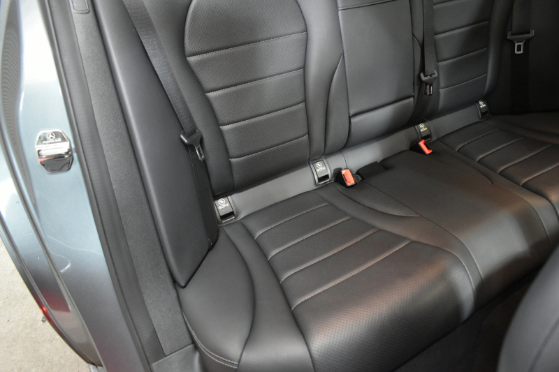 メルセデスベンツ Cクラス C200ﾜｺﾞﾝ AVG AMGﾗｲﾝ ﾊﾟﾉﾗﾏｻﾝﾙｰﾌ ﾚｰﾀﾞｰSP 後期型 ﾐｰｺﾈｸﾄ ﾃﾞｨｽﾄﾛ ﾚｰﾝﾁｪﾝｼﾞｱｼｽﾄ ﾌﾞﾗｲﾝﾄﾞS  ﾋｰﾀｰ黒革 AMGｴｱﾛ18AW ｷｰﾚｽGo PTS 電動Rｹﾞｰﾄ 地ﾃﾞｼﾞBｶﾒﾗ 2年保証