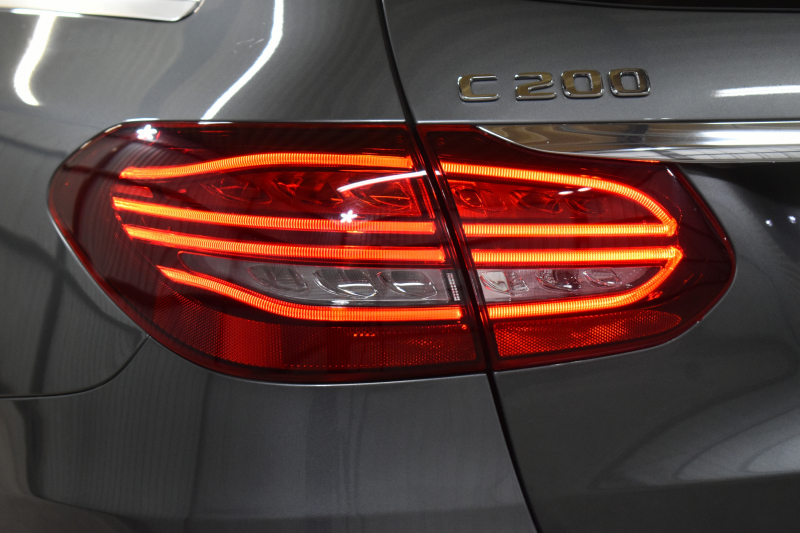 メルセデスベンツ Cクラス C200ﾜｺﾞﾝ AVG AMGﾗｲﾝ ﾊﾟﾉﾗﾏｻﾝﾙｰﾌ ﾚｰﾀﾞｰSP 後期型 ﾐｰｺﾈｸﾄ ﾃﾞｨｽﾄﾛ ﾚｰﾝﾁｪﾝｼﾞｱｼｽﾄ ﾌﾞﾗｲﾝﾄﾞS  ﾋｰﾀｰ黒革 AMGｴｱﾛ18AW ｷｰﾚｽGo PTS 電動Rｹﾞｰﾄ 地ﾃﾞｼﾞBｶﾒﾗ 2年保証