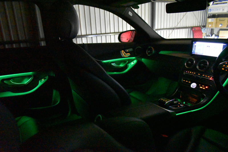 メルセデスベンツ Cクラス C200ﾜｺﾞﾝ AVG AMGﾗｲﾝ ﾊﾟﾉﾗﾏｻﾝﾙｰﾌ ﾚｰﾀﾞｰSP 後期型 ﾐｰｺﾈｸﾄ ﾃﾞｨｽﾄﾛ ﾚｰﾝﾁｪﾝｼﾞｱｼｽﾄ ﾌﾞﾗｲﾝﾄﾞS  ﾋｰﾀｰ黒革 AMGｴｱﾛ18AW ｷｰﾚｽGo PTS 電動Rｹﾞｰﾄ 地ﾃﾞｼﾞBｶﾒﾗ 2年保証