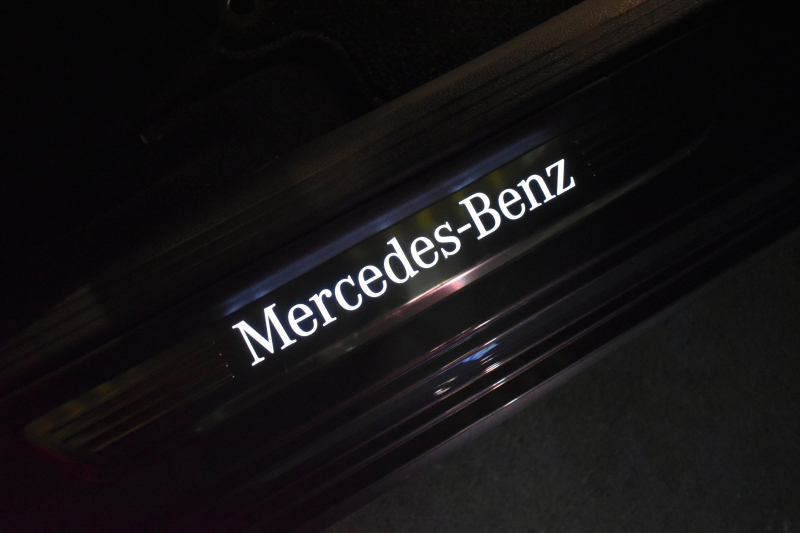 メルセデスベンツ Cクラス C200ﾜｺﾞﾝ AVG AMGﾗｲﾝ ﾊﾟﾉﾗﾏｻﾝﾙｰﾌ ﾚｰﾀﾞｰSP 後期型 ﾐｰｺﾈｸﾄ ﾃﾞｨｽﾄﾛ ﾚｰﾝﾁｪﾝｼﾞｱｼｽﾄ ﾌﾞﾗｲﾝﾄﾞS  ﾋｰﾀｰ黒革 AMGｴｱﾛ18AW ｷｰﾚｽGo PTS 電動Rｹﾞｰﾄ 地ﾃﾞｼﾞBｶﾒﾗ 2年保証