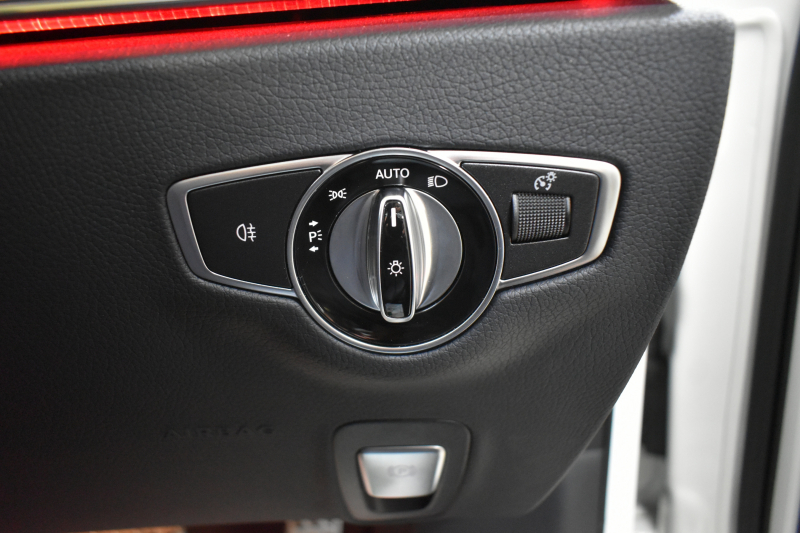 メルセデスベンツ Eクラス E220dﾜｺﾞﾝ ｽﾎﾟｰﾂ ｴｸｽｸﾙｰｼﾌﾞP AMGﾗｲﾝｲﾝﾃﾘｱP ﾚｰﾀﾞｰｾｰﾌﾃｨP 後期型 ﾊﾟﾉﾗﾏｻﾝﾙｰﾌ 全席ﾋｰﾀｰ黒革 ﾌﾞﾙﾒｽﾀｰ HUD ﾃﾞｨｽﾄﾛ BSM Lﾁｪﾝｼﾞ AMGｴｱﾛ19AW MBUXﾅﾋﾞTV 360ｶﾒﾗ ｷｰﾚｽｺﾞｰ  ﾏﾙﾁｶﾗｰｱﾝﾋﾞｴﾝﾄ 2年保証