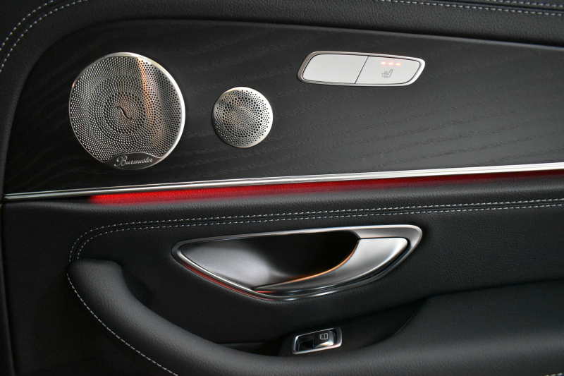 メルセデスベンツ Eクラス E220dﾜｺﾞﾝ ｽﾎﾟｰﾂ ｴｸｽｸﾙｰｼﾌﾞP AMGﾗｲﾝｲﾝﾃﾘｱP ﾚｰﾀﾞｰｾｰﾌﾃｨP 後期型 ﾊﾟﾉﾗﾏｻﾝﾙｰﾌ 全席ﾋｰﾀｰ黒革 ﾌﾞﾙﾒｽﾀｰ HUD ﾃﾞｨｽﾄﾛ BSM Lﾁｪﾝｼﾞ AMGｴｱﾛ19AW MBUXﾅﾋﾞTV 360ｶﾒﾗ ｷｰﾚｽｺﾞｰ  ﾏﾙﾁｶﾗｰｱﾝﾋﾞｴﾝﾄ 2年保証