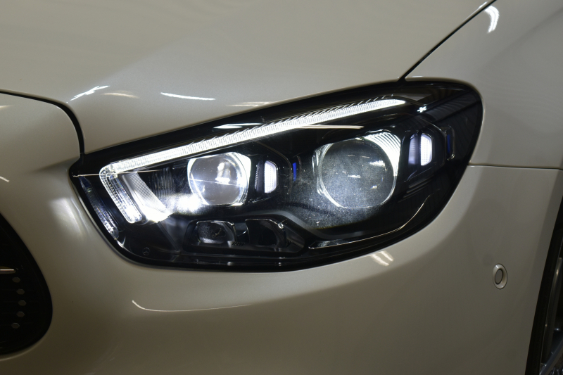 メルセデスベンツ Eクラス E220dﾜｺﾞﾝ ｽﾎﾟｰﾂ ｴｸｽｸﾙｰｼﾌﾞP AMGﾗｲﾝｲﾝﾃﾘｱP ﾚｰﾀﾞｰｾｰﾌﾃｨP 後期型 ﾊﾟﾉﾗﾏｻﾝﾙｰﾌ 全席ﾋｰﾀｰ黒革 ﾌﾞﾙﾒｽﾀｰ HUD ﾃﾞｨｽﾄﾛ BSM Lﾁｪﾝｼﾞ AMGｴｱﾛ19AW MBUXﾅﾋﾞTV 360ｶﾒﾗ ｷｰﾚｽｺﾞｰ  ﾏﾙﾁｶﾗｰｱﾝﾋﾞｴﾝﾄ 2年保証