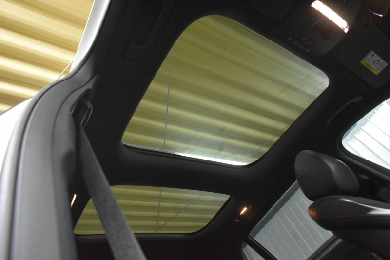 メルセデスベンツ Eクラス E220dﾜｺﾞﾝ ｽﾎﾟｰﾂ ｴｸｽｸﾙｰｼﾌﾞP AMGﾗｲﾝｲﾝﾃﾘｱP ﾚｰﾀﾞｰｾｰﾌﾃｨP 後期型 ﾊﾟﾉﾗﾏｻﾝﾙｰﾌ 全席ﾋｰﾀｰ黒革 ﾌﾞﾙﾒｽﾀｰ HUD ﾃﾞｨｽﾄﾛ BSM Lﾁｪﾝｼﾞ AMGｴｱﾛ19AW MBUXﾅﾋﾞTV 360ｶﾒﾗ ｷｰﾚｽｺﾞｰ  ﾏﾙﾁｶﾗｰｱﾝﾋﾞｴﾝﾄ 2年保証