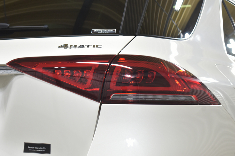 メルセデスベンツ GLE GLE450 4ﾏﾁｯｸ ｽﾎﾟｰﾂ ﾚｻﾞｰｴｸｽｸﾙｰｼﾌﾞ ﾚｰﾀﾞｰｾｰﾌﾃｨP 新型GLE 3.0ﾘｯﾀｰ367馬力 MEｺﾈｸﾄ 9速AT ﾊﾟﾉﾗﾏｻﾝﾙｰﾌ ﾋｰﾀｰ&ｸｰﾗｰ黒革 ﾃﾞｨｽﾄﾛ BSM Lﾁｪﾝｼﾞ AMGｴｱﾛ20AW ｷｰﾚｽGO ﾊﾟｰｸﾄﾛ HUD ﾌｯﾄｹﾞｰﾄ ﾌﾞﾙﾒｽﾀｰS MBUXﾅﾋﾞTV 360ｶﾒﾗ 2年保証