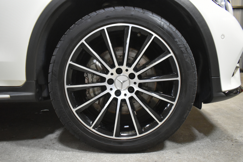 AMG GLC GLC43 4MATIC ﾚｻﾞｰｴｸｽｸﾙｰｼﾌﾞP ﾚｰﾀﾞｰｾｰﾌﾃｨP V6ﾂｲﾝﾀｰﾎﾞ/367馬力 ﾊﾟﾉﾗﾏｻﾝﾙｰﾌ 黒革 ﾌﾞﾙﾒｽﾀｰ HUD ﾃﾞｨｽﾄﾛﾆｯｸ ﾌﾞﾗｲﾝﾄﾞS ﾚｰﾝｷｰﾌﾟ ｴｱﾛ20AW ｻｲﾄﾞﾗﾝﾆﾝｸﾞﾎﾞｰﾄﾞ  HDDﾅﾋﾞTV 360ｶﾒﾗ ﾌｯﾄｹﾞｰﾄ 2年保証