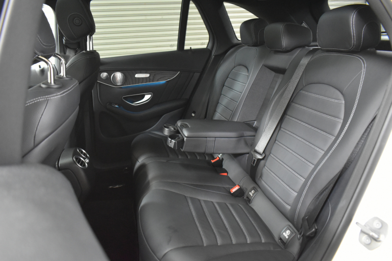 AMG GLC GLC43 4MATIC ﾚｻﾞｰｴｸｽｸﾙｰｼﾌﾞP ﾚｰﾀﾞｰｾｰﾌﾃｨP V6ﾂｲﾝﾀｰﾎﾞ/367馬力 ﾊﾟﾉﾗﾏｻﾝﾙｰﾌ 黒革 ﾌﾞﾙﾒｽﾀｰ HUD ﾃﾞｨｽﾄﾛﾆｯｸ ﾌﾞﾗｲﾝﾄﾞS ﾚｰﾝｷｰﾌﾟ ｴｱﾛ20AW ｻｲﾄﾞﾗﾝﾆﾝｸﾞﾎﾞｰﾄﾞ  HDDﾅﾋﾞTV 360ｶﾒﾗ ﾌｯﾄｹﾞｰﾄ 2年保証