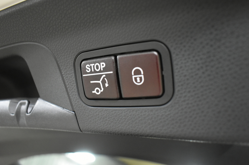 AMG GLC GLC43ｸｰﾍﾟ 4MATIC ﾚｻﾞｰｴｸｽｸﾙｰｼﾌﾞP ﾚｰﾀﾞｰｾｰﾌﾃｨP ｻﾝﾙｰﾌ 黒革 ﾌﾞﾙﾒｽﾀｰ HUD ﾃﾞｨｽﾄﾛﾆｯｸ ﾌﾞﾗｲﾝﾄﾞS ﾚｰﾝｷｰﾌﾟ ｴｱﾛ20AW ｻｲﾄﾞﾗﾝﾆﾝｸﾞﾎﾞｰﾄﾞ  HDDﾅﾋﾞTV 360ｶﾒﾗ ﾌｯﾄｹﾞｰﾄ 2年保証