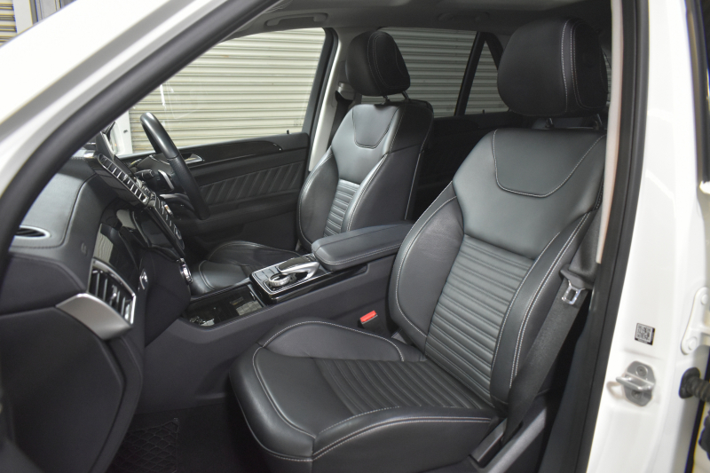 メルセデスベンツ GLE GLE350d 4ﾏﾁｯｸ ｽﾎﾟｰﾂ ﾚｰﾀﾞｰP 3.0ℓV型6気筒ﾀｰﾎﾞ 全席ﾋｰﾀｰ黒革 ﾊﾟﾉﾗﾏｻﾝﾙｰﾌ ﾊｰﾏﾝｶｰﾄﾞﾝ ﾃﾞｨｽﾄﾛ ﾌﾞﾗｲﾝﾄﾞｽﾎﾟｯﾄ ﾚｰﾝｷｰﾌﾟ AMGｴｱﾛ20AW ｻｲﾄﾞﾗﾝﾆﾝｸﾞﾎﾞｰﾄﾞ地ﾃﾞｼﾞﾅﾋﾞ360ｶﾒﾗ ﾊﾟｰｸﾄﾛ 2年保証