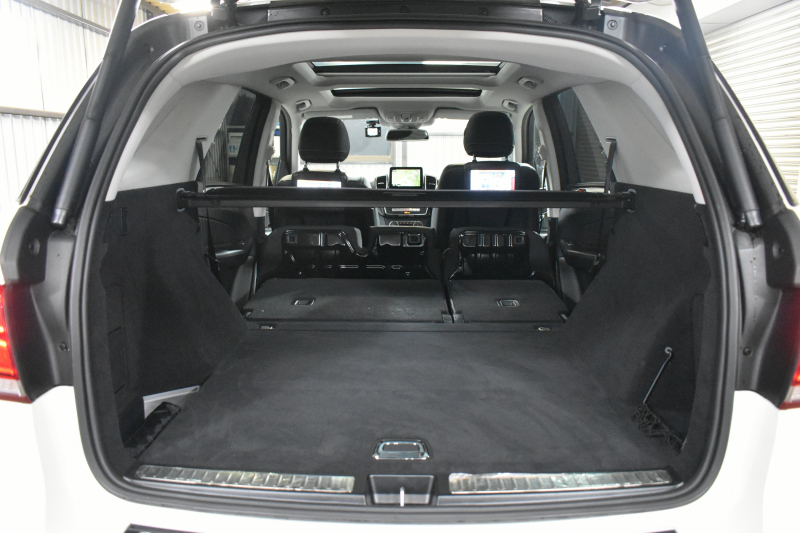 メルセデスベンツ GLE GLE350d 4ﾏﾁｯｸ ｽﾎﾟｰﾂ ﾚｰﾀﾞｰP 3.0ℓV型6気筒ﾀｰﾎﾞ 全席ﾋｰﾀｰ黒革 ﾊﾟﾉﾗﾏｻﾝﾙｰﾌ ﾊｰﾏﾝｶｰﾄﾞﾝ ﾃﾞｨｽﾄﾛ ﾌﾞﾗｲﾝﾄﾞｽﾎﾟｯﾄ ﾚｰﾝｷｰﾌﾟ AMGｴｱﾛ20AW ｻｲﾄﾞﾗﾝﾆﾝｸﾞﾎﾞｰﾄﾞ地ﾃﾞｼﾞﾅﾋﾞ360ｶﾒﾗ ﾊﾟｰｸﾄﾛ 2年保証