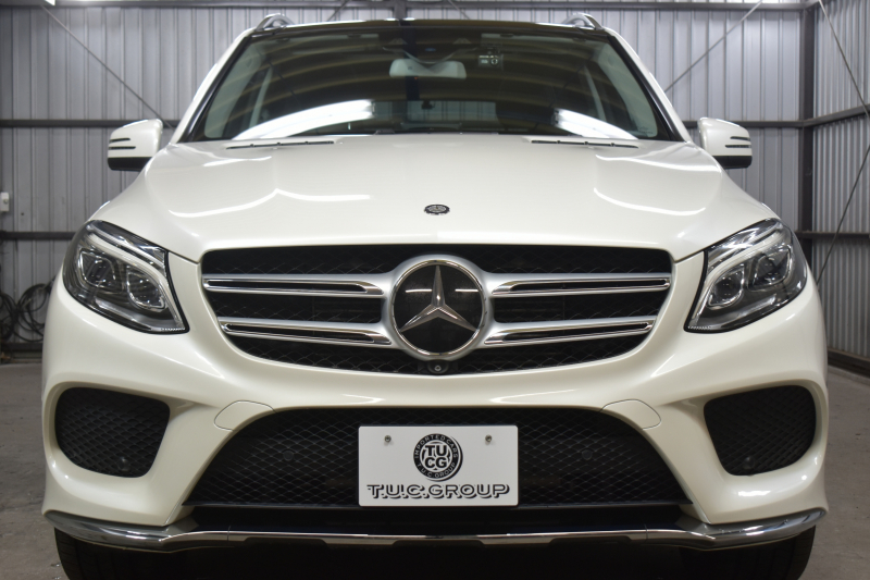 メルセデスベンツ GLE GLE350d 4ﾏﾁｯｸ ｽﾎﾟｰﾂ ﾚｰﾀﾞｰP 3.0ℓV型6気筒ﾀｰﾎﾞ 全席ﾋｰﾀｰ黒革 ﾊﾟﾉﾗﾏｻﾝﾙｰﾌ ﾊｰﾏﾝｶｰﾄﾞﾝ ﾃﾞｨｽﾄﾛ ﾌﾞﾗｲﾝﾄﾞｽﾎﾟｯﾄ ﾚｰﾝｷｰﾌﾟ AMGｴｱﾛ20AW ｻｲﾄﾞﾗﾝﾆﾝｸﾞﾎﾞｰﾄﾞ地ﾃﾞｼﾞﾅﾋﾞ360ｶﾒﾗ ﾊﾟｰｸﾄﾛ 2年保証