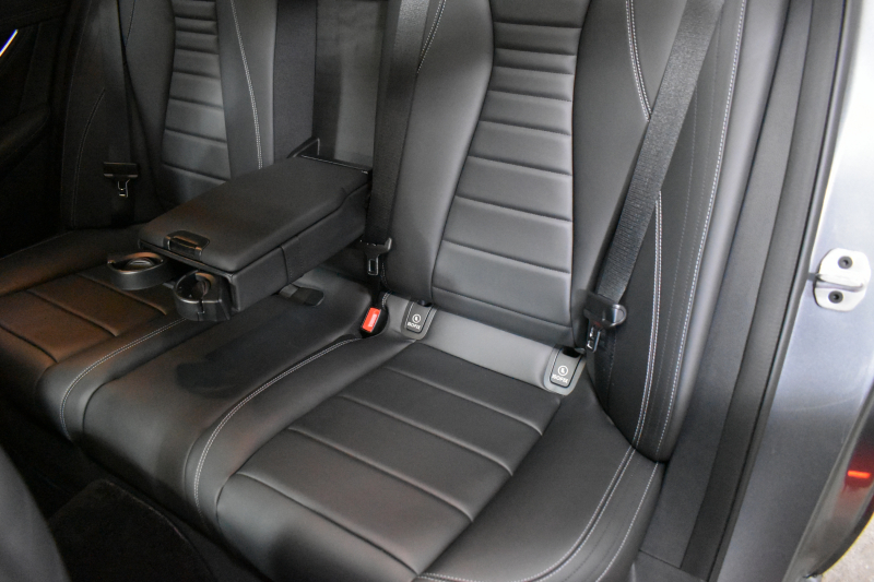 メルセデスベンツ Eクラス E350e AVG ｽﾎﾟｰﾂ ｴｸｽｸﾙｰｼﾌﾞP ﾚｰﾀﾞｰｾｰﾌﾃｨP PHV ﾊﾟﾉﾗﾏｻﾝﾙｰﾌ 全席ﾋｰﾀｰ黒革 ﾃﾞｨｽﾄﾛ ﾚｰﾝﾁｪﾝｼﾞ ﾌﾞﾗｲﾝﾄﾞｽﾎﾟｯﾄ AMGｴｱﾛ19AW ｷｰGO PTS ﾌｯﾄｹﾞｰﾄ ﾌﾞﾙﾒｽﾀｰ 地デジ360ｶﾒ 2年保証