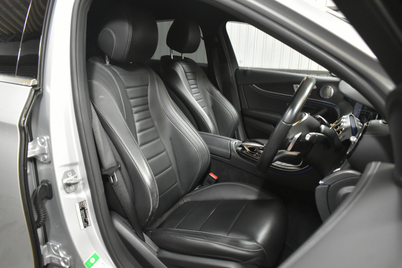 メルセデスベンツ Eクラス E250 AVG ｽﾎﾟｰﾂ ﾚｻﾞｰPKG ﾚｰﾀﾞｰSP MEｺﾈｸﾄ 全席ﾋｰﾀｰ黒革 ﾃﾞｨｽﾄﾛ Lﾁｪﾝｼﾞ AMGｴｱﾛ19AW ｷｰGO ﾌｯﾄｹﾞｰﾄ ﾌﾞﾙﾒｽﾀｰ 地ﾃﾞｼﾞ360ｶﾒﾗ 2年保証