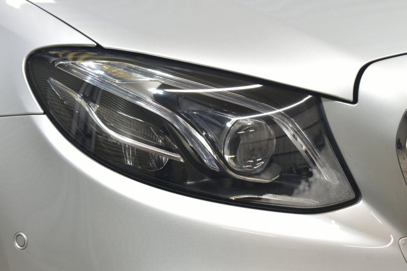 メルセデスベンツ Eクラス E250 AVG ｽﾎﾟｰﾂ ﾚｻﾞｰPKG ﾚｰﾀﾞｰSP MEｺﾈｸﾄ 全席ﾋｰﾀｰ黒革 ﾃﾞｨｽﾄﾛ Lﾁｪﾝｼﾞ AMGｴｱﾛ19AW ｷｰGO ﾌｯﾄｹﾞｰﾄ ﾌﾞﾙﾒｽﾀｰ 地ﾃﾞｼﾞ360ｶﾒﾗ 2年保証