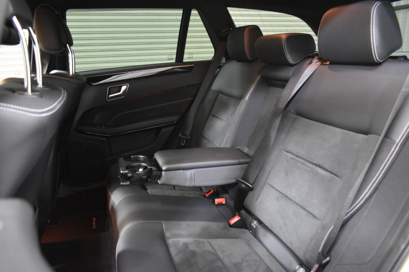 メルセデスベンツ Eクラス E250ﾜｺﾞﾝ AVG AMGｽﾎﾟｰﾂP ﾚｰﾀﾞｰｾｰﾌﾃｨP 後期 ﾊｰﾌﾚｻﾞｰ AMGｴｱﾛ18AW ﾃﾞｨｽﾄﾛﾆｯｸ ﾌﾞﾗｲﾝﾄﾞｽﾎﾟｯﾄ ﾚｰﾝｷｰﾌﾟ 純正HDDﾅﾋﾞTV  Bｶﾒﾗ ｷｰﾚｽGO ﾊﾟｰｸﾄﾛﾆｯｸ ｵｰﾄﾃｰﾙｹﾞｰﾄ LEDﾍｯﾄﾞﾗｲﾄ 2年保証