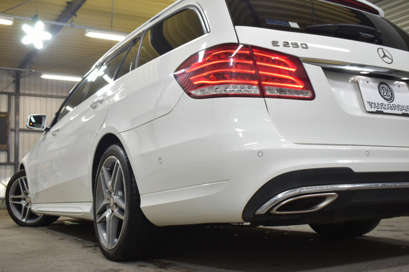 メルセデスベンツ Eクラス E250ﾜｺﾞﾝ AVG AMGｽﾎﾟｰﾂP ﾚｰﾀﾞｰｾｰﾌﾃｨP 後期 ﾊｰﾌﾚｻﾞｰ AMGｴｱﾛ18AW ﾃﾞｨｽﾄﾛﾆｯｸ ﾌﾞﾗｲﾝﾄﾞｽﾎﾟｯﾄ ﾚｰﾝｷｰﾌﾟ 純正HDDﾅﾋﾞTV  Bｶﾒﾗ ｷｰﾚｽGO ﾊﾟｰｸﾄﾛﾆｯｸ ｵｰﾄﾃｰﾙｹﾞｰﾄ LEDﾍｯﾄﾞﾗｲﾄ 2年保証