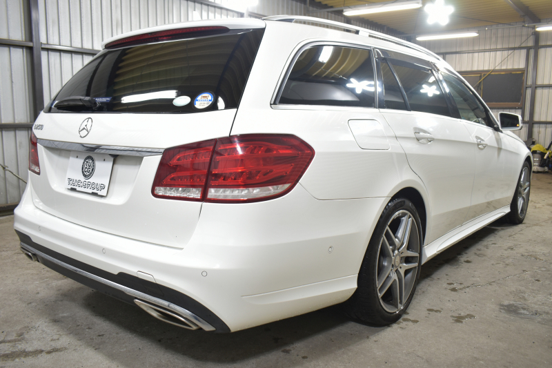 メルセデスベンツ Eクラス E250ﾜｺﾞﾝ AVG AMGｽﾎﾟｰﾂP ﾚｰﾀﾞｰｾｰﾌﾃｨP 後期 ﾊｰﾌﾚｻﾞｰ AMGｴｱﾛ18AW ﾃﾞｨｽﾄﾛﾆｯｸ ﾌﾞﾗｲﾝﾄﾞｽﾎﾟｯﾄ ﾚｰﾝｷｰﾌﾟ 純正HDDﾅﾋﾞTV  Bｶﾒﾗ ｷｰﾚｽGO ﾊﾟｰｸﾄﾛﾆｯｸ ｵｰﾄﾃｰﾙｹﾞｰﾄ LEDﾍｯﾄﾞﾗｲﾄ 2年保証