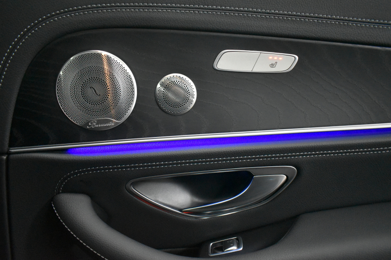 メルセデスベンツ Eクラス E200 ｽﾎﾟｰﾂ ｴｸｽｸﾙｰｼﾌﾞAMGﾗｲﾝｲﾝﾃﾘｱP ﾚｰﾀﾞｰｾｰﾌﾃｨP 後期型 ﾊﾟﾉﾗﾏｻﾝﾙｰﾌ ﾌﾞﾙﾒS MEｺﾈｸﾄ 全席ﾋｰﾀｰ黒革 ﾃﾞｨｽﾄﾛ BSM Lﾁｪﾝｼﾞ AMGｴｱﾛ19AW ｷｰﾚｽGO ﾊﾟｰｸﾄﾛ HUD  ﾏﾙﾁｶﾗｰｱﾝﾋﾞｴﾝﾄ 対話式ﾅﾋﾞ 360ｶﾒﾗ 2年保証