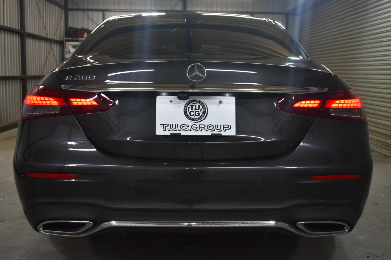 メルセデスベンツ Eクラス E200 ｽﾎﾟｰﾂ ｴｸｽｸﾙｰｼﾌﾞAMGﾗｲﾝｲﾝﾃﾘｱP ﾚｰﾀﾞｰｾｰﾌﾃｨP 後期型 ﾊﾟﾉﾗﾏｻﾝﾙｰﾌ ﾌﾞﾙﾒS MEｺﾈｸﾄ 全席ﾋｰﾀｰ黒革 ﾃﾞｨｽﾄﾛ BSM Lﾁｪﾝｼﾞ AMGｴｱﾛ19AW ｷｰﾚｽGO ﾊﾟｰｸﾄﾛ HUD  ﾏﾙﾁｶﾗｰｱﾝﾋﾞｴﾝﾄ 対話式ﾅﾋﾞ 360ｶﾒﾗ 2年保証