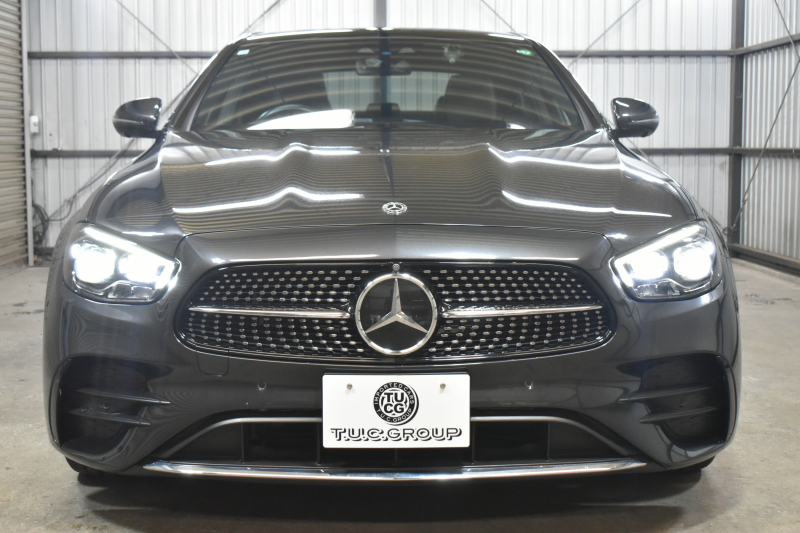 メルセデスベンツ Eクラス E200 ｽﾎﾟｰﾂ ｴｸｽｸﾙｰｼﾌﾞAMGﾗｲﾝｲﾝﾃﾘｱP ﾚｰﾀﾞｰｾｰﾌﾃｨP 後期型 ﾊﾟﾉﾗﾏｻﾝﾙｰﾌ ﾌﾞﾙﾒS MEｺﾈｸﾄ 全席ﾋｰﾀｰ黒革 ﾃﾞｨｽﾄﾛ BSM Lﾁｪﾝｼﾞ AMGｴｱﾛ19AW ｷｰﾚｽGO ﾊﾟｰｸﾄﾛ HUD  ﾏﾙﾁｶﾗｰｱﾝﾋﾞｴﾝﾄ 対話式ﾅﾋﾞ 360ｶﾒﾗ 2年保証