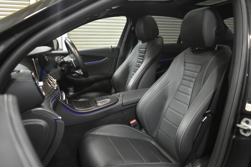 メルセデスベンツ Eクラス E200 ｽﾎﾟｰﾂ ｴｸｽｸﾙｰｼﾌﾞAMGﾗｲﾝｲﾝﾃﾘｱP ﾚｰﾀﾞｰｾｰﾌﾃｨP 後期型 ﾊﾟﾉﾗﾏｻﾝﾙｰﾌ ﾌﾞﾙﾒS MEｺﾈｸﾄ 全席ﾋｰﾀｰ黒革 ﾃﾞｨｽﾄﾛ BSM Lﾁｪﾝｼﾞ AMGｴｱﾛ19AW ｷｰﾚｽGO ﾊﾟｰｸﾄﾛ HUD  ﾏﾙﾁｶﾗｰｱﾝﾋﾞｴﾝﾄ 対話式ﾅﾋﾞ 360ｶﾒﾗ 2年保証