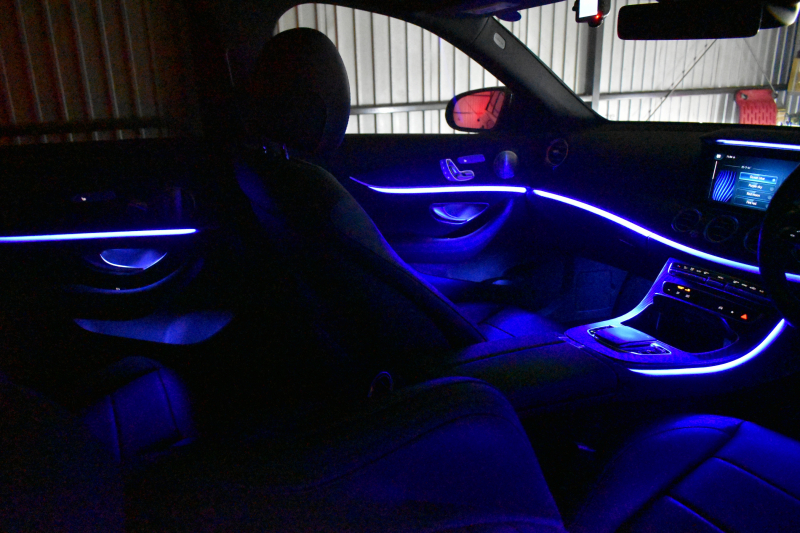 メルセデスベンツ Eクラス E200 ｽﾎﾟｰﾂ ｴｸｽｸﾙｰｼﾌﾞAMGﾗｲﾝｲﾝﾃﾘｱP ﾚｰﾀﾞｰｾｰﾌﾃｨP 後期型 ﾊﾟﾉﾗﾏｻﾝﾙｰﾌ ﾌﾞﾙﾒS MEｺﾈｸﾄ 全席ﾋｰﾀｰ黒革 ﾃﾞｨｽﾄﾛ BSM Lﾁｪﾝｼﾞ AMGｴｱﾛ19AW ｷｰﾚｽGO ﾊﾟｰｸﾄﾛ HUD  ﾏﾙﾁｶﾗｰｱﾝﾋﾞｴﾝﾄ 対話式ﾅﾋﾞ 360ｶﾒﾗ 2年保証